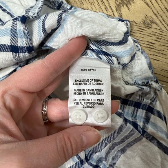 Woolrich Women’s M Plaid Long Sleeve Button Down Flannel Shirt - Picture 7 of 9